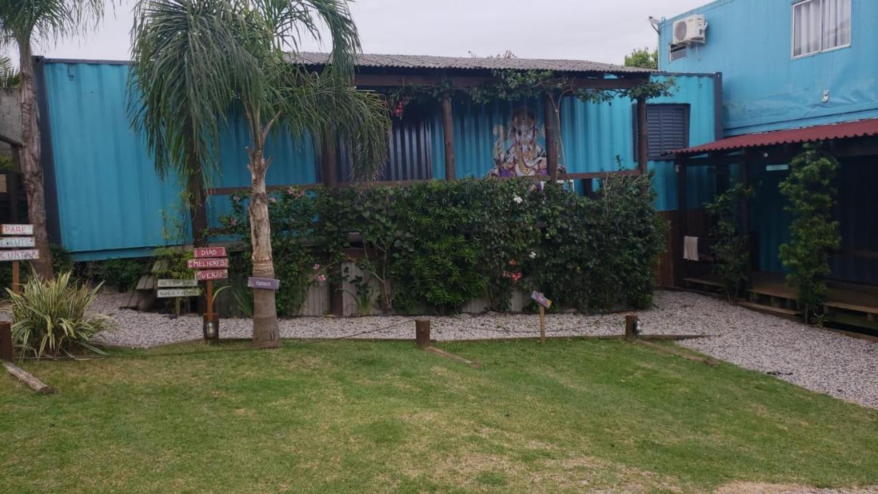 Hindu Box Containers E Cabanas Praia do Rosa Zewnętrze zdjęcie