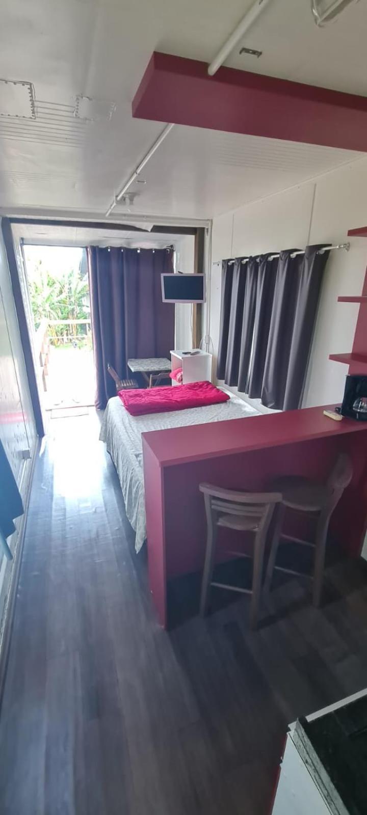 Hindu Box Containers E Cabanas Praia do Rosa Zewnętrze zdjęcie