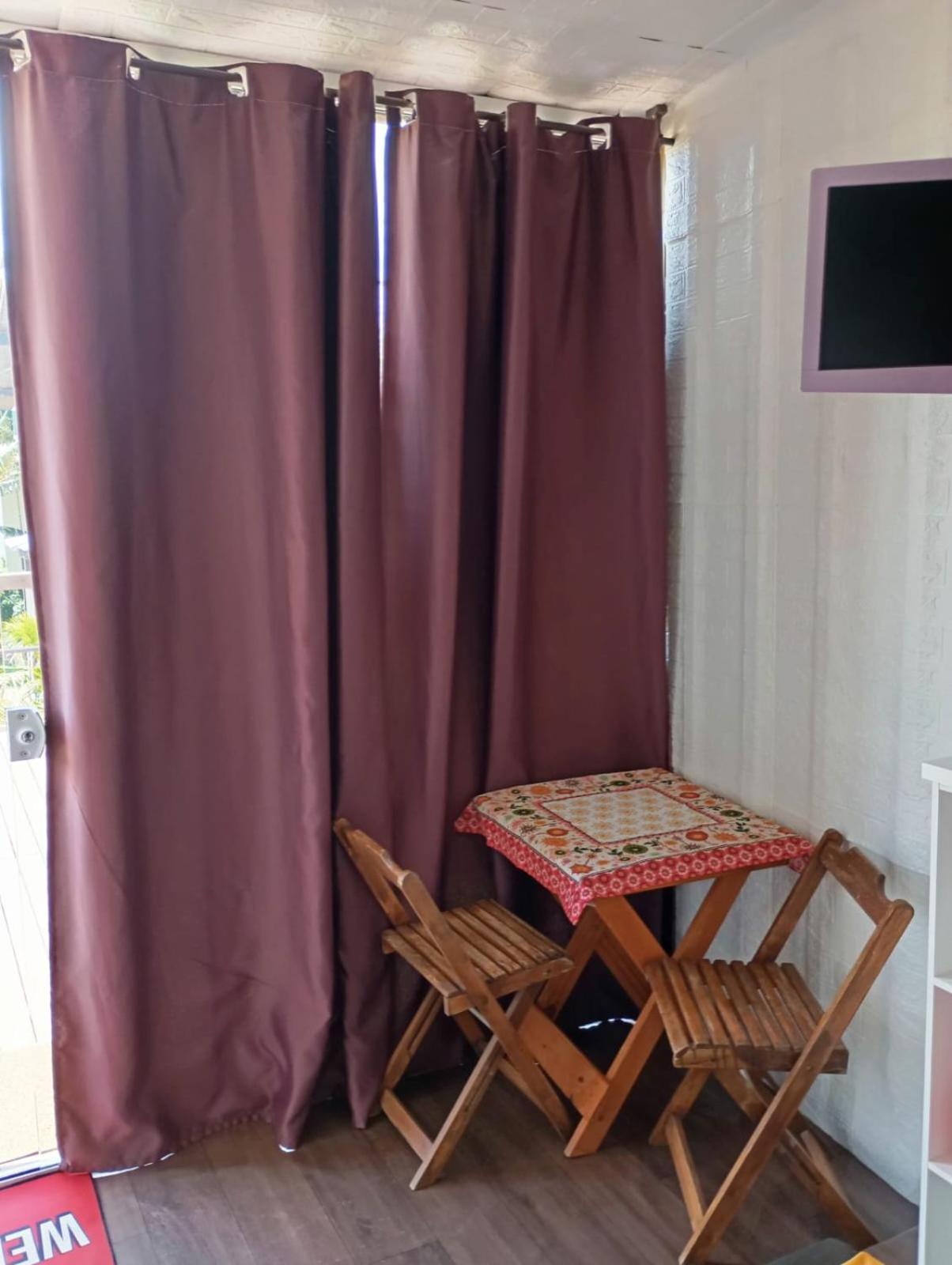 Hindu Box Containers E Cabanas Praia do Rosa Zewnętrze zdjęcie